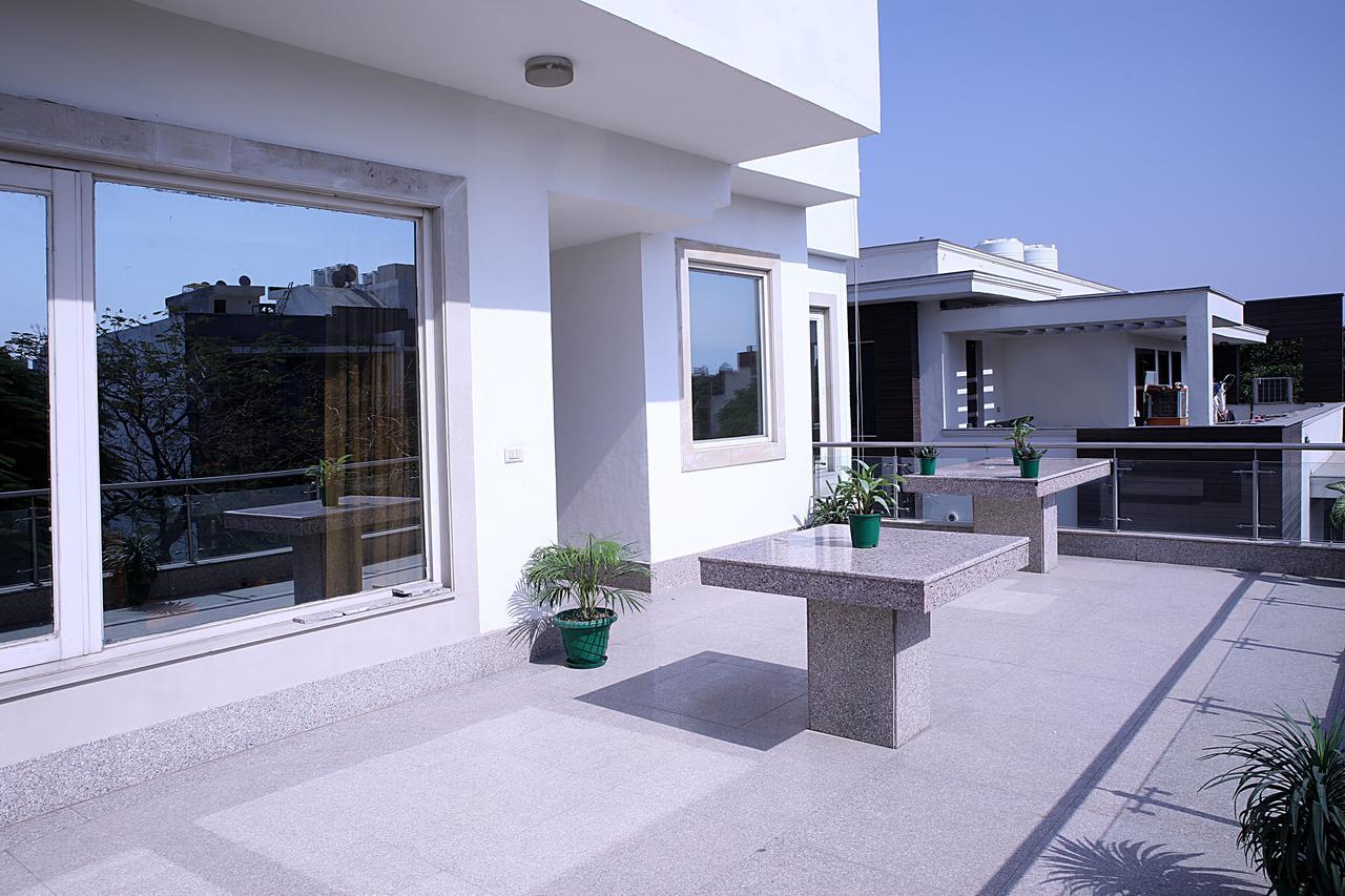 Inde Hotel Vista Woods Huda City Centre, Ґурґаон Екстер'єр фото